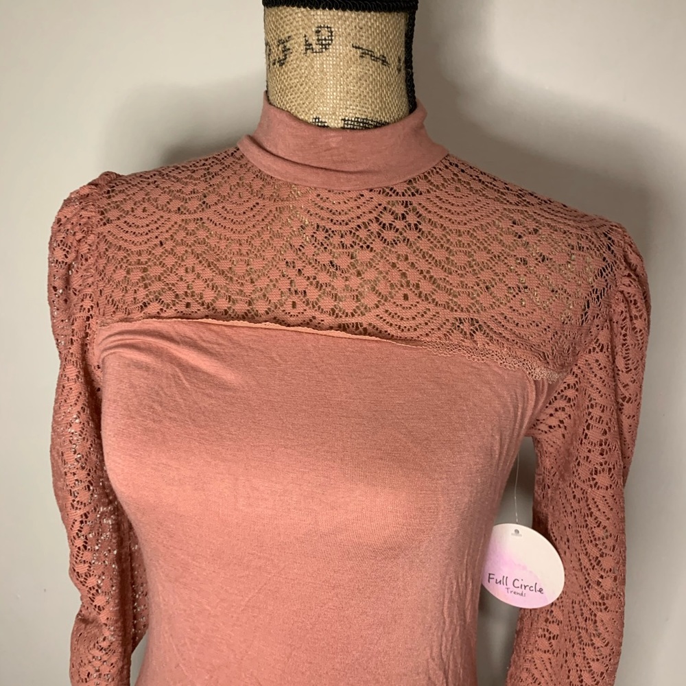 NWT rose pink lace long sleeved blouse top - Picture 2 of 6